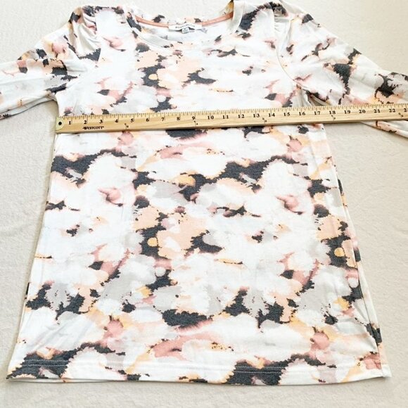 Rose + Olive cinched sleeves floral stretch soft long sleeve top - Small - Picture 7 of 8